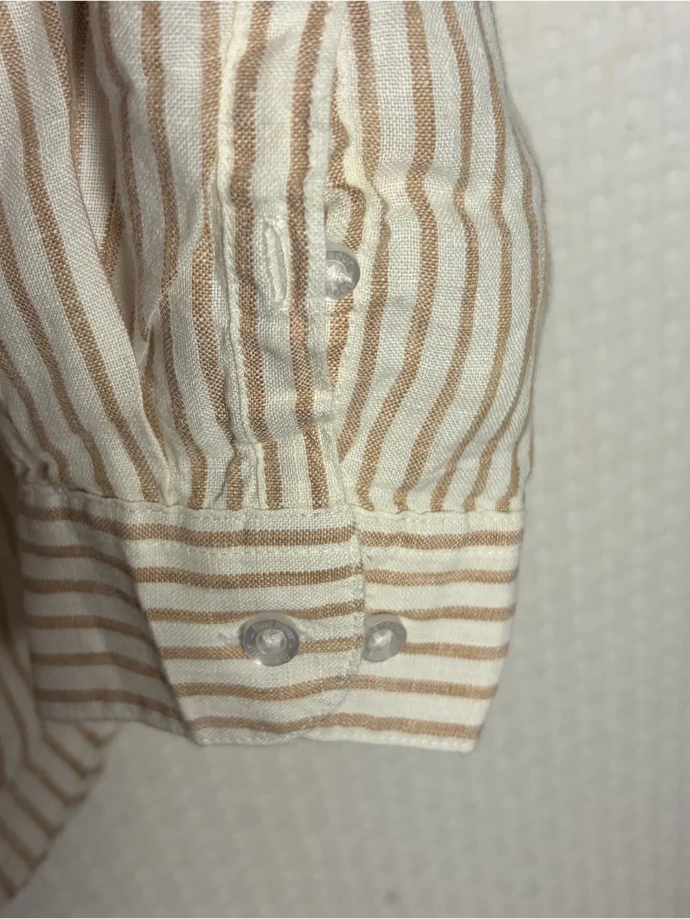 Barbour Striped Button Up 100% Linen Shirt Tan Beige Women’s 12 TINY STAIN